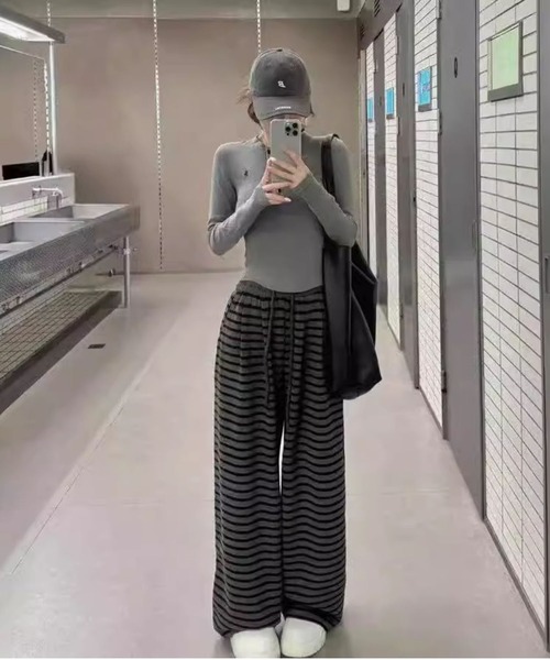 WEGO（ウィゴー）の「WEGO/ボーダーワイドストレートスウェットパンツ（スウェットパンツ・レディース・ホワイト系その他5/グレー系その他5・MEDIUM/LARGE）」の22枚目の写真