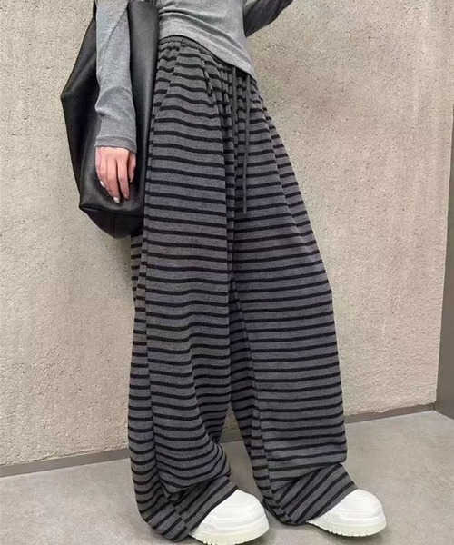 WEGO（ウィゴー）の「WEGO/ボーダーワイドストレートスウェットパンツ（スウェットパンツ・レディース・ホワイト系その他5/グレー系その他5・MEDIUM/LARGE）」の11枚目の写真