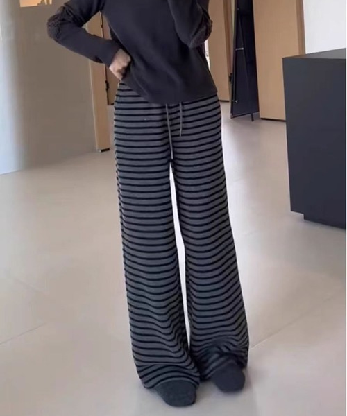 WEGO（ウィゴー）の「WEGO/ボーダーワイドストレートスウェットパンツ（スウェットパンツ・レディース・ホワイト系その他5/グレー系その他5・MEDIUM/LARGE）」の9枚目の写真