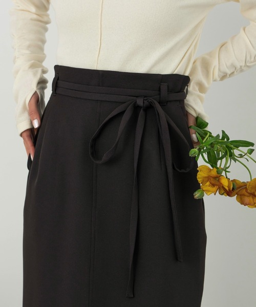 hinari（ヒナリ）の「Iラインリボンスカート（スカート・レディース・ライトベージュ/ブラック・SMALL/X-SMALL/FREE）」の9枚目の写真