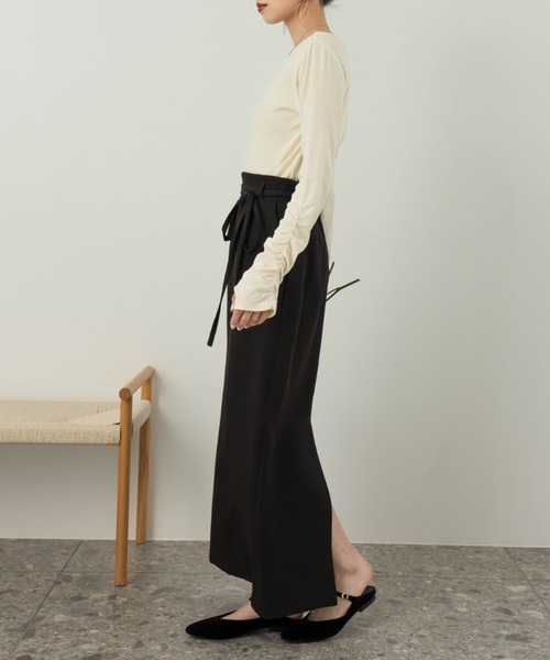 hinari（ヒナリ）の「Iラインリボンスカート（スカート・レディース・ライトベージュ/ブラック・SMALL/X-SMALL/FREE）」の14枚目の写真