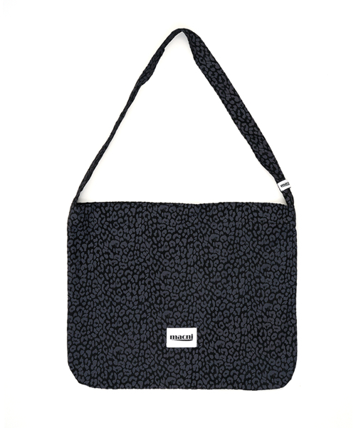 MACNI(マクニ)の「LEOPARD SUEDE ECO CROSS BAG BLACK(エコバッグ/サブバッグ・レディース・その他・FREE)」の9枚目の写真