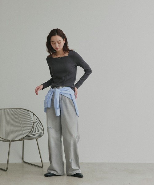 ad thie(アドティエ)の「アソート ボートネック スクエアネック リブトップス(Tシャツ/カットソー・レディース・グレー系2/ブルー系2/ブラック系2/ホワイト系2/ホワイト系1/グレー系1/ブラック系1/ブルー系1/レッド系2/レッド系1・LARGE/MEDIUM)」の18枚目の写真