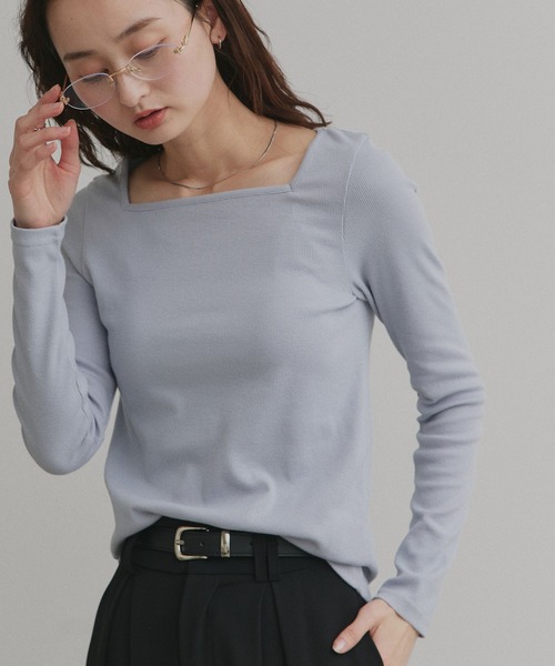 ad thie(アドティエ)の「アソート ボートネック スクエアネック リブトップス(Tシャツ/カットソー・レディース・グレー系2/ブルー系2/ブラック系2/ホワイト系2/ホワイト系1/グレー系1/ブラック系1/ブルー系1/レッド系2/レッド系1・LARGE/MEDIUM)」の17枚目の写真