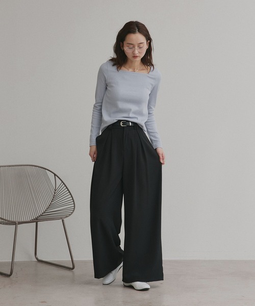 ad thie(アドティエ)の「アソート ボートネック スクエアネック リブトップス(Tシャツ/カットソー・レディース・グレー系2/ブルー系2/ブラック系2/ホワイト系2/ホワイト系1/グレー系1/ブラック系1/ブルー系1/レッド系2/レッド系1・LARGE/MEDIUM)」の13枚目の写真