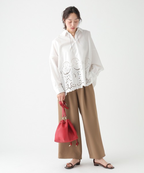 Elura（エルーラ）の「スカラップレースブラウス/655732（シャツ/ブラウス・レディース・ライトイエロー/ネイビー/ホワイト・FREE）」の9枚目の写真