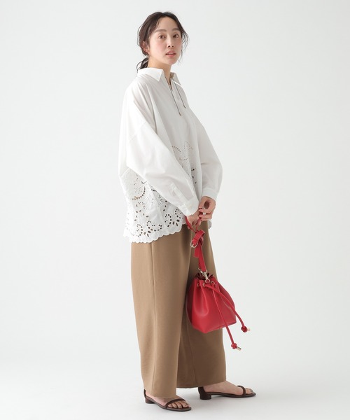 Elura（エルーラ）の「スカラップレースブラウス/655732（シャツ/ブラウス・レディース・ライトイエロー/ネイビー/ホワイト・FREE）」の10枚目の写真