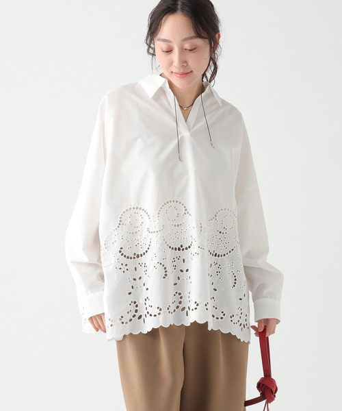 Elura（エルーラ）の「スカラップレースブラウス/655732（シャツ/ブラウス・レディース・ライトイエロー/ネイビー/ホワイト・FREE）」の8枚目の写真