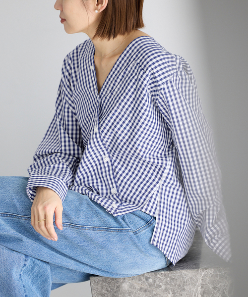 IENA(イエナ)の「MA/RE/マレ カシュクールSHIRTS シャツ LIGHT COTTON 104 GR(シャツ/ブラウス・レディース・ブラック/ブルー系その他/ネイビー・FREE/MEDIUM)」の3枚目の写真
