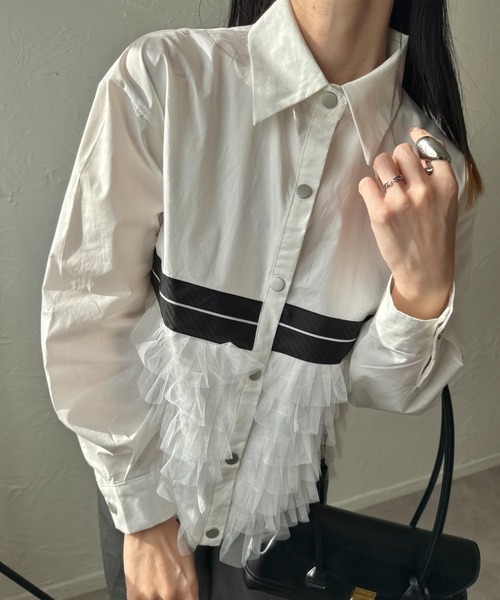 deux amour（ドゥーザムール）の「裾フリルセンターラインブラウス（シャツ/ブラウス・レディース・ホワイト/ブラック・M～Ｌ）」の10枚目の写真