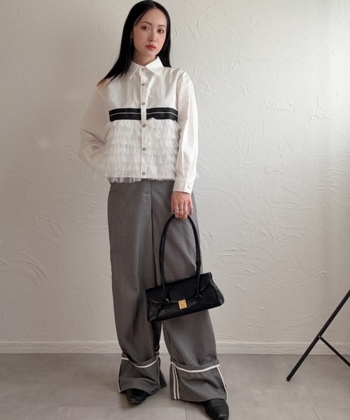 deux amour（ドゥーザムール）の「裾フリルセンターラインブラウス（シャツ/ブラウス・レディース・ホワイト/ブラック・M～Ｌ）」の20枚目の写真