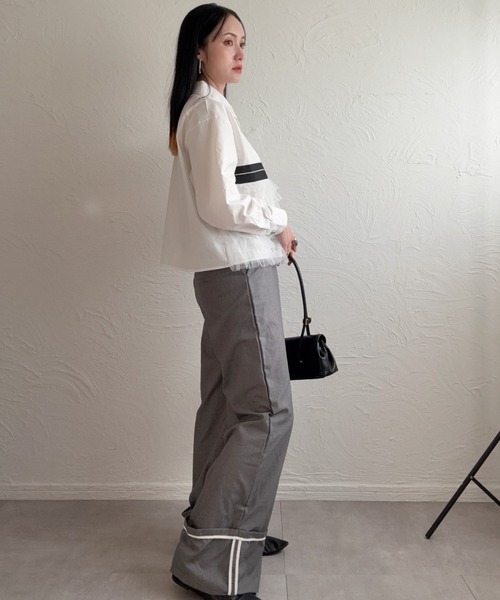 deux amour（ドゥーザムール）の「裾フリルセンターラインブラウス（シャツ/ブラウス・レディース・ホワイト/ブラック・M～Ｌ）」の22枚目の写真