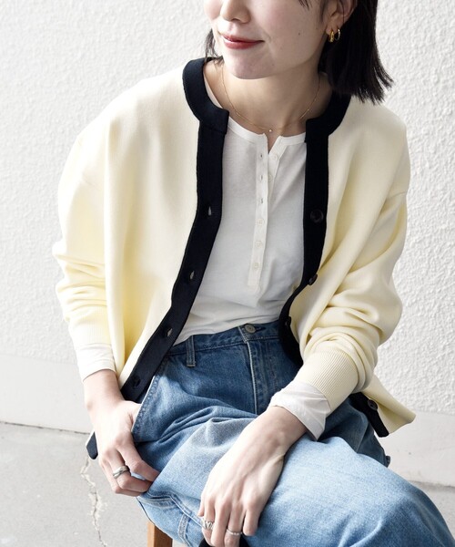 SHIPS any（シップス エニィ）の「SHIPS any:〈手洗い可能〉バイカラー スキッパー ニット カーディガン（カーディガン/ボレロ・レディース・ネイビー/その他/オフホワイト・ONE SIZE）」の2枚目の写真