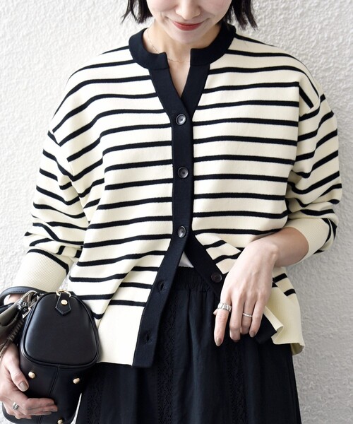 SHIPS any（シップス エニィ）の「SHIPS any:〈手洗い可能〉バイカラー スキッパー ニット カーディガン（カーディガン/ボレロ・レディース・ネイビー/その他/オフホワイト・ONE SIZE）」の3枚目の写真