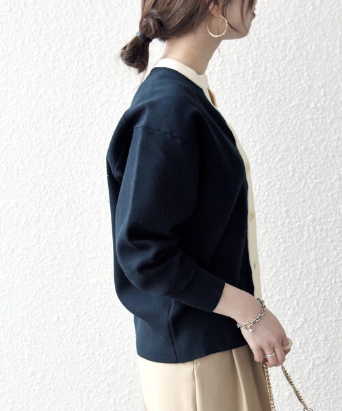 SHIPS any（シップス エニィ）の「SHIPS any:〈手洗い可能〉バイカラー スキッパー ニット カーディガン（カーディガン/ボレロ・レディース・ネイビー/その他/オフホワイト・ONE SIZE）」の14枚目の写真