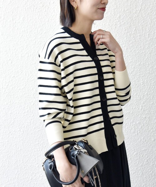 SHIPS any（シップス エニィ）の「SHIPS any:〈手洗い可能〉バイカラー スキッパー ニット カーディガン（カーディガン/ボレロ・レディース・ネイビー/その他/オフホワイト・ONE SIZE）」の20枚目の写真