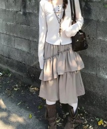 イレギュラーフリルティアードスカート