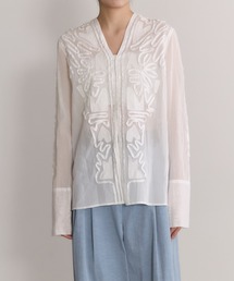 エンブロイダリーブラウス」に該当するシャツ/ブラウス（ミドル丈