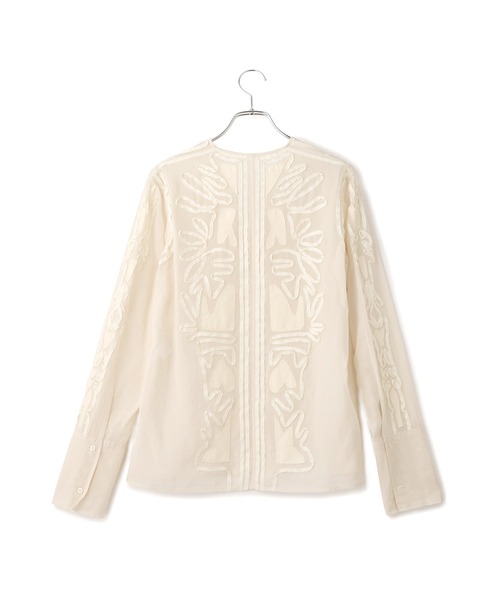 ADAM ET ROPE'(アダムエロペ)の「【EMOELLE】ステッチエンブロイダリーブラウス(シャツ/ブラウス・レディース・ホワイト/キナリ・FREE)」の12枚目の写真