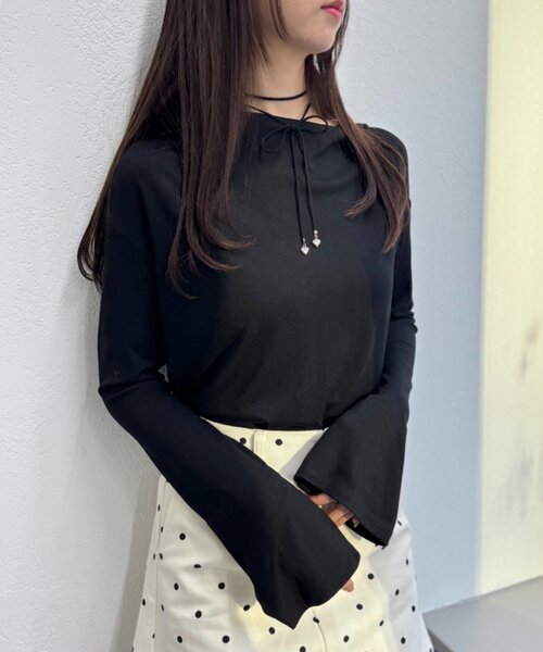 w closet(ダブルクローゼット)の「ワンショルカットソー(Tシャツ/カットソー・レディース・ブラック/アイボリー/ピンク/グレー・FREE)」の3枚目の写真