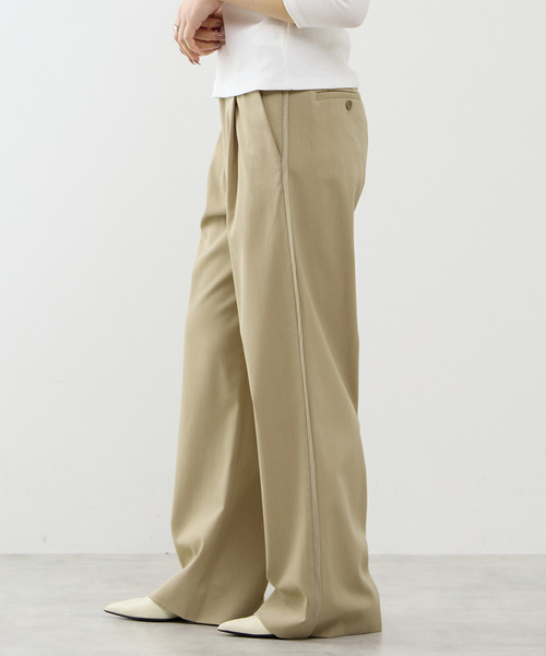 SOFFITTO(ソフィット)の「【A_/エース】≪防しわ・速乾≫サイドラインパンツ(その他パンツ・レディース・ホワイト/キャメル・S/M)」の3枚目の写真