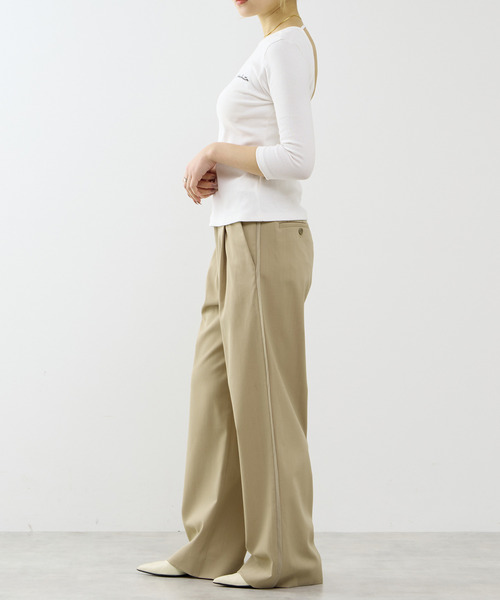 SOFFITTO(ソフィット)の「【A_/エース】≪防しわ・速乾≫サイドラインパンツ(その他パンツ・レディース・ホワイト/キャメル・S/M)」の6枚目の写真