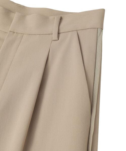 SOFFITTO(ソフィット)の「【A_/エース】≪防しわ・速乾≫サイドラインパンツ(その他パンツ・レディース・ホワイト/キャメル・S/M)」の17枚目の写真