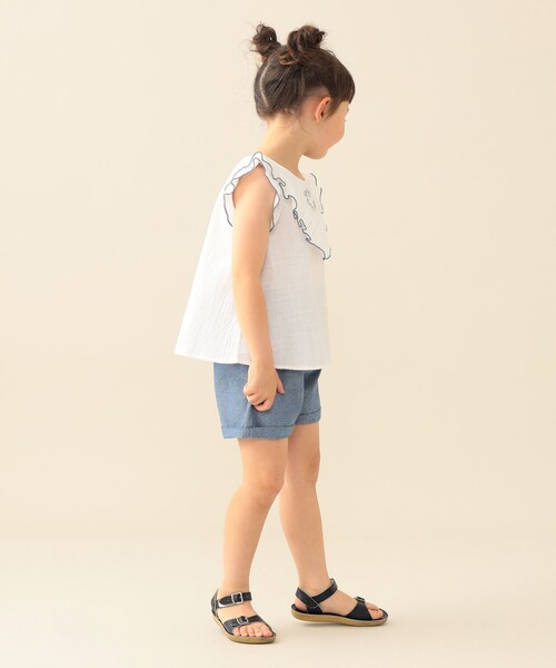 BEAMS mini(ビームスミニ)の「刺繍 フリル プルオーバー セット 2026SS(90~140cm)通学 プチプラ 定番 セットアップ(サロペット/オーバーオール・キッズ・ブルー系その他/オフホワイト・140/120/100/90/110/150/130)」の5枚目の写真