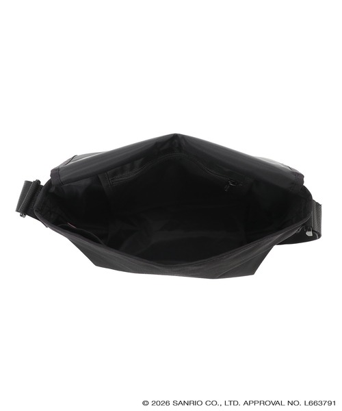 Manhattan Portage（マンハッタンポーテージ）の「CASUAL MESSENGER SLIM BP W/DIV MGNT 500D CORDURA KRM（メッセンジャーバッグ・レディース・ブラック・SMALL）」の6枚目の写真