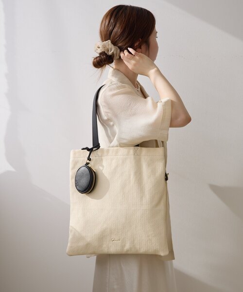 gemeil（ジェムイル）の「オーバルポーチチャーム(PT-360)（その他小物・レディース・グレー/ブルー/グレー系その他/ブラック・FREE）」の6枚目の写真