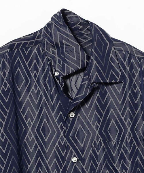 BEAMS PLUS(ビームスプラス)の「Open Collar Cupro Dot Zigzag Pattern(シャツ/ブラウス・メンズ・ネイビー/グリーン・SMALL/LARGE/MEDIUM/X-LARGE)」の7枚目の写真