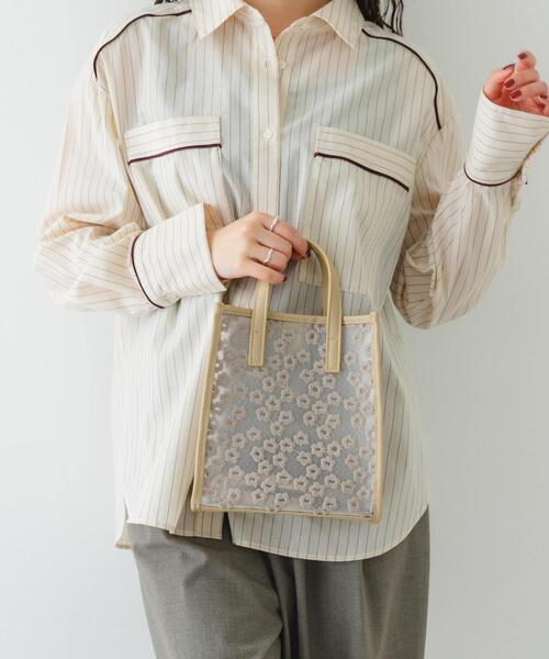 RODE SKO（ロデスコ）の「フラワーシアー2WAYハンドバッグ（ハンドバッグ・レディース・ベージュ/ブラック・ONE）」の4枚目の写真