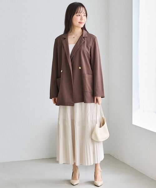 LAVEANGE（ラビアンジェ）の「【好機能シリーズ】接触冷感｜トリコットダブルテーラードジャケット（テーラードジャケット・レディース・ブラック/グレー/ダークブラウン・M/LL/3L/4L/5L）」の20枚目の写真