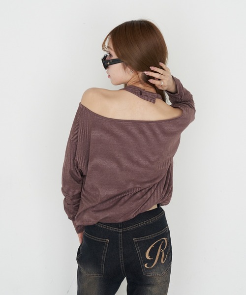 RAY CASSIN（レイカズン）の「ホルターレイヤードオフショルルーズTシャツ（Tシャツ/カットソー・レディース・ブラック/ブラック系その他2/グレー/ブラウン系その他2・FREE）」の4枚目の写真