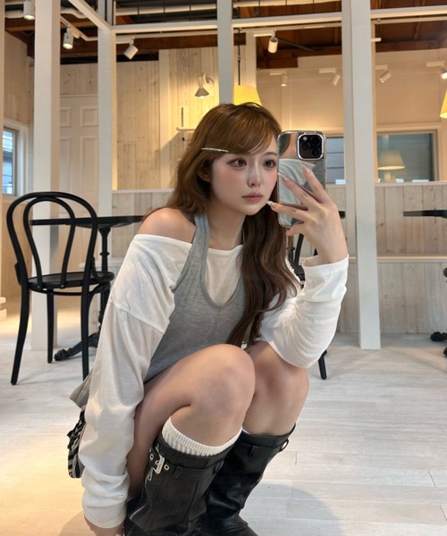 RAY CASSIN（レイカズン）の「ホルターレイヤードオフショルルーズTシャツ（Tシャツ/カットソー・レディース・ブラック/ブラック系その他2/グレー/ブラウン系その他2・FREE）」の10枚目の写真