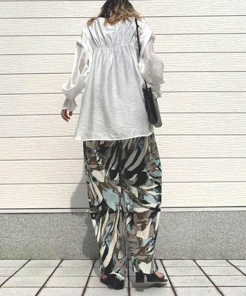 Q(キュー)の「バックシャーリングブラウス(シャツ/ブラウス・レディース・ミント/ホワイト・MEDIUM)」の17枚目の写真