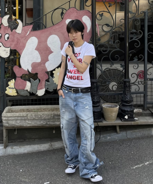 VETEZE（ベテゼ）の「Washed Cargo Denim Detail Pants（デニムパンツ・レディース・ブルー系その他・1/2/3）」の3枚目の写真