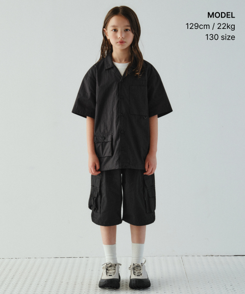 MUSINSA STANDARD KIDS（ムシンサスタンダードキッズ）の「[シティレジャー] CNオーバーサイズグラシスポケット半袖シャツ[ブラック]（シャツ/ブラウス・レディース・その他・120/130/140/150/160/110）」の2枚目の写真