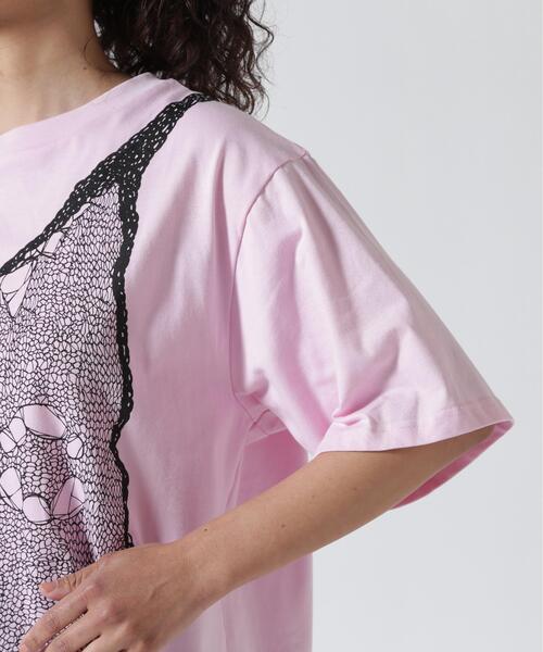 anna sui nyc(アナ スイ エヌ ワイ シー)の「ANNA SUI NYC/アナ スイ エヌワイシー/トロンプルイユプリントビッグTシャツ(Tシャツ/カットソー・レディース・ブラック/ホワイト/ピンク・F)」の20枚目の写真