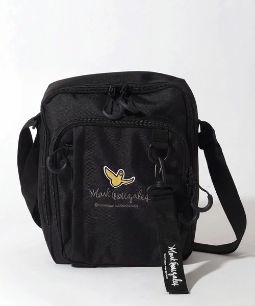 Mark Gonzales(マーク・ゴンザレス)の「【Mark Gonzales/マーク ゴンザレス】アートワークデザインコレクション スクエアミニ ショルダーバッグ(ショルダーバッグ・メンズ・ブラック系2/ブラック系1・FREE)」の1枚目の写真
