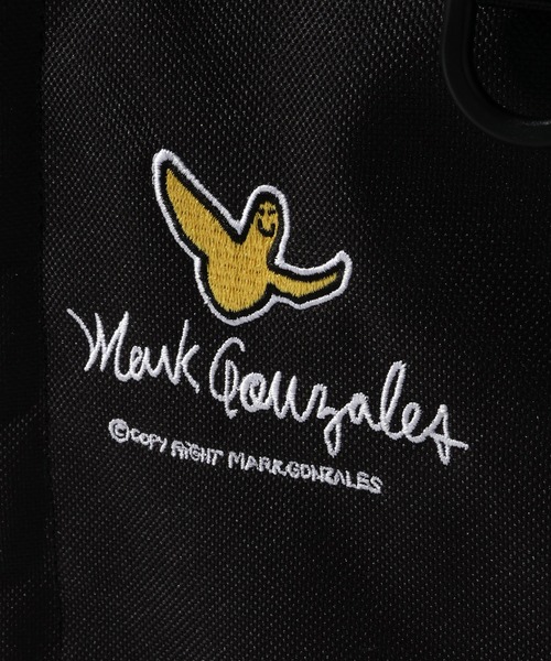 Mark Gonzales(マーク・ゴンザレス)の「【Mark Gonzales/マーク ゴンザレス】アートワークデザインコレクション スクエアミニ ショルダーバッグ(ショルダーバッグ・メンズ・ブラック系2/ブラック系1・FREE)」の19枚目の写真