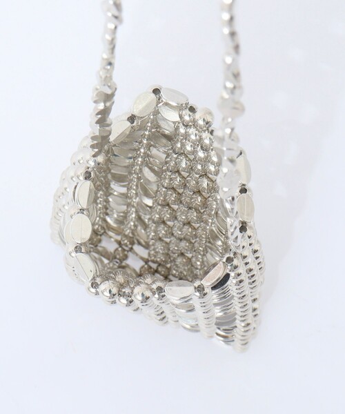 NOLLEY’S（ノーリーズ）の「【MAQWEL/マクウェル】ビーズショルダーポーチ（バックパック/リュック・レディース・シルバー・FREE）」の2枚目の写真