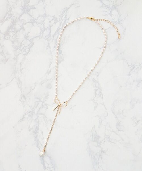MAJESTIC LEGON（マジェスティックレゴン）の「パール×リボンネックレス（ネックレス・レディース・シルバー/ゴールド・FREE）」の9枚目の写真