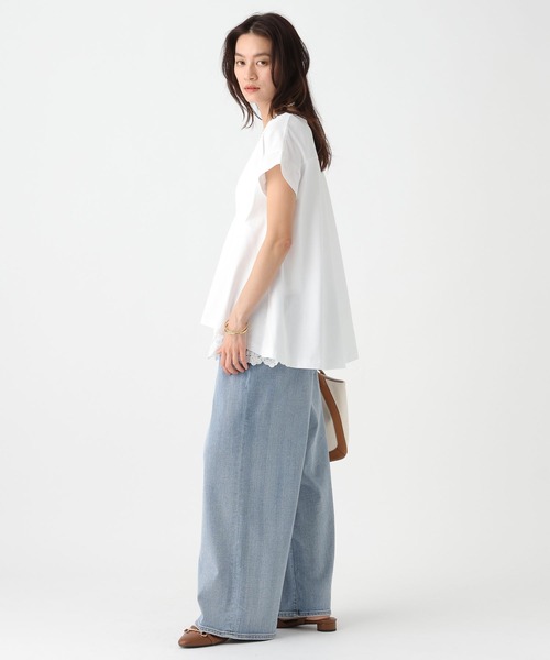 Elura(エルーラ)の「サマ見えタックTシャツ/661803(Tシャツ/カットソー・レディース・グレイッシュベージュ/ブラック/ダークブラウン/ホワイト・FREE)」の7枚目の写真