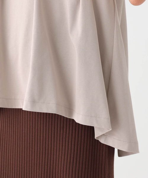 Elura(エルーラ)の「サマ見えタックTシャツ/661803(Tシャツ/カットソー・レディース・グレイッシュベージュ/ブラック/ダークブラウン/ホワイト・FREE)」の19枚目の写真