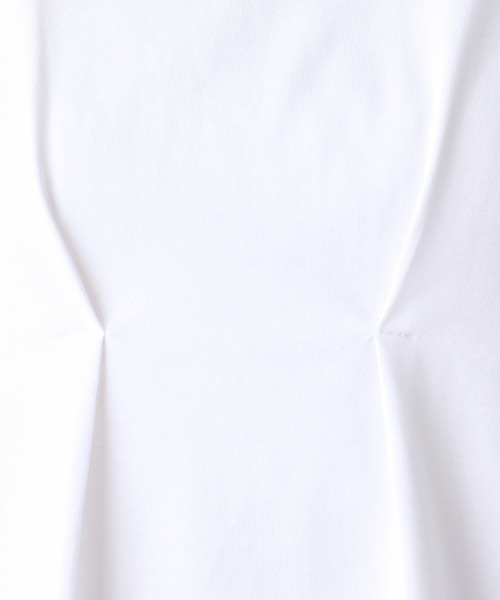 Elura(エルーラ)の「サマ見えタックTシャツ/661803(Tシャツ/カットソー・レディース・グレイッシュベージュ/ブラック/ダークブラウン/ホワイト・FREE)」の20枚目の写真