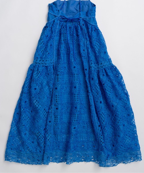 MAISON SPECIAL(メゾンスペシャル)の「Embroidered Tiered Cami Dress/エンブロイダリーティアードキャミワンピース(ワンピース・レディース・ブルー/ホワイト/ブラック・38/36)」の14枚目の写真
