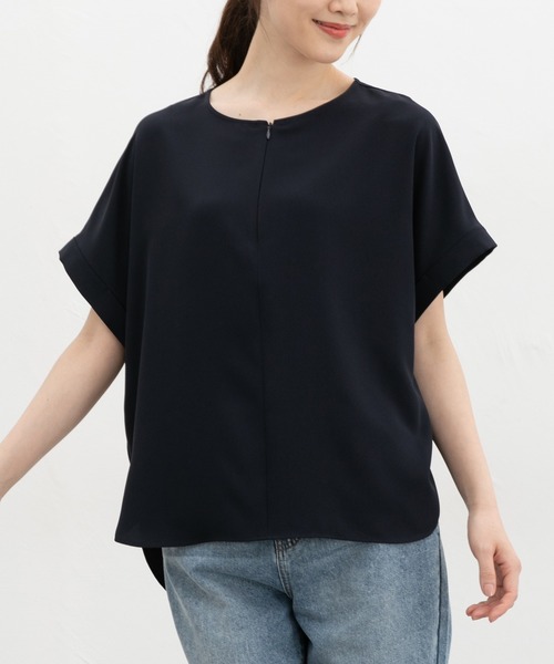 Honeys（ハニーズ）の「【ハニさら・接触冷感】フロントジップブラウス（シャツ/ブラウス・レディース・イエロー/ネイビー/ホワイト/ブルーグリーン・L/LL/M/S）」の3枚目の写真