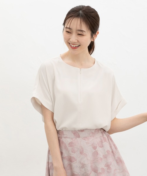 Honeys（ハニーズ）の「【ハニさら・接触冷感】フロントジップブラウス（シャツ/ブラウス・レディース・イエロー/ネイビー/ホワイト/ブルーグリーン・L/LL/M/S）」の13枚目の写真