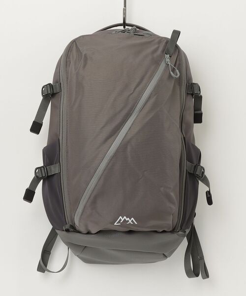 CMF OUTDOOR GARMENT（シーエムエフアウトドアガーメント）の「CMF OUTDOOR GARMENT/シーエムエフ アウトドアガーメント　BACKPACKERZ 32 CMF2601-AC08（バックパック/リュック・メンズ・ブラック/グレー・F）」の9枚目の写真